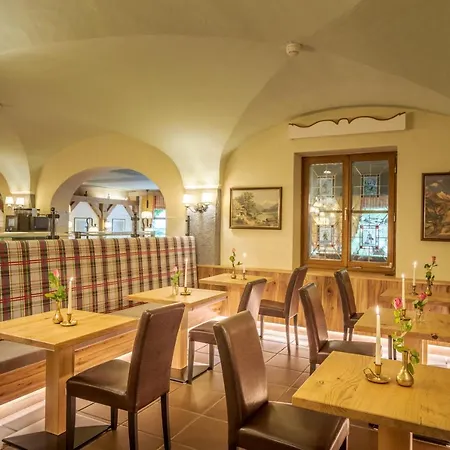 Hotell St. Georg Zell am See